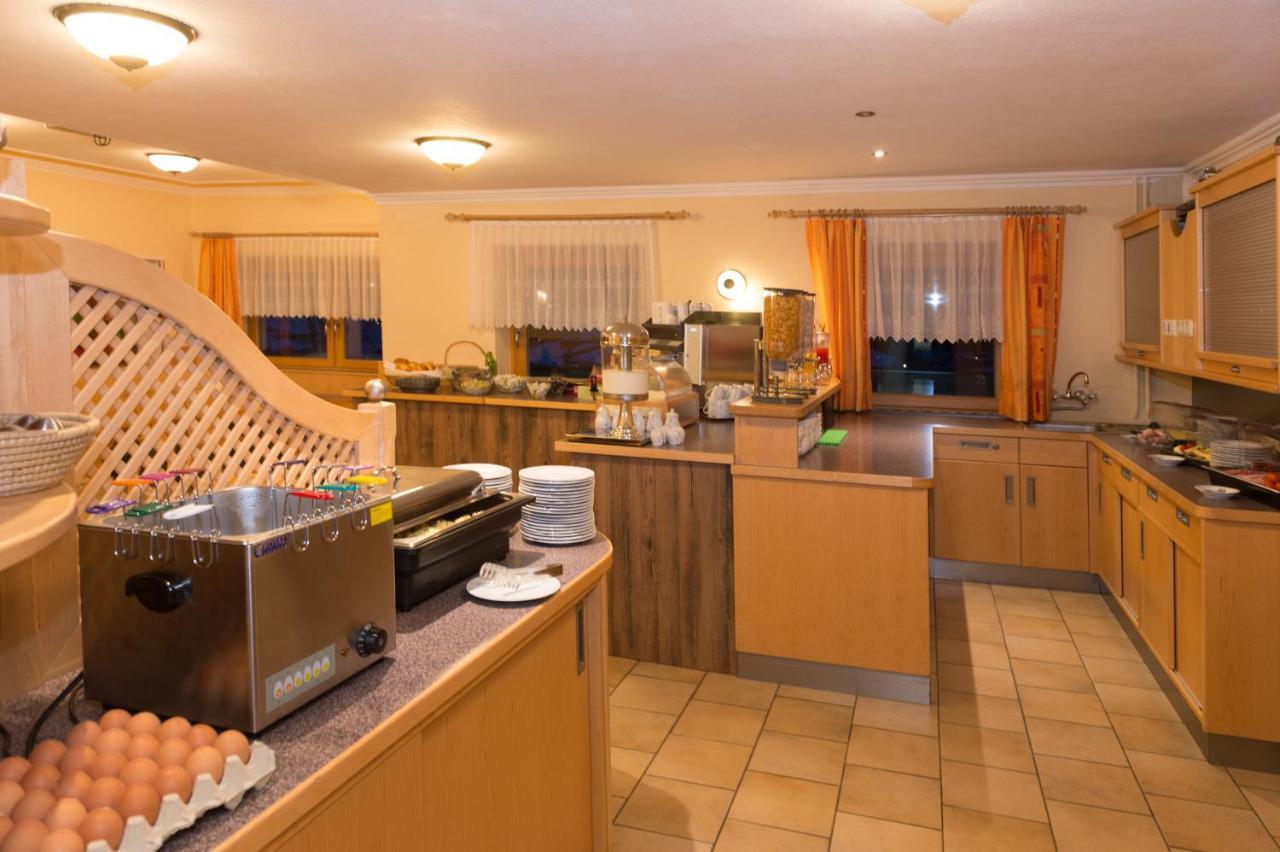 Eibinghof Bed & Breakfast & Swim Saalbach-Hinterglemm Exterior photo