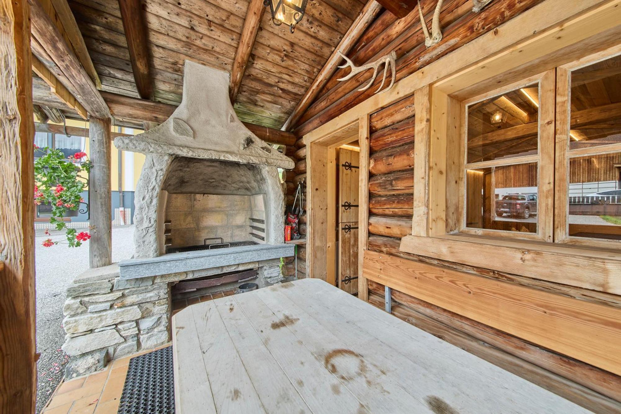 Eibinghof Bed & Breakfast & Swim Saalbach-Hinterglemm Exterior photo