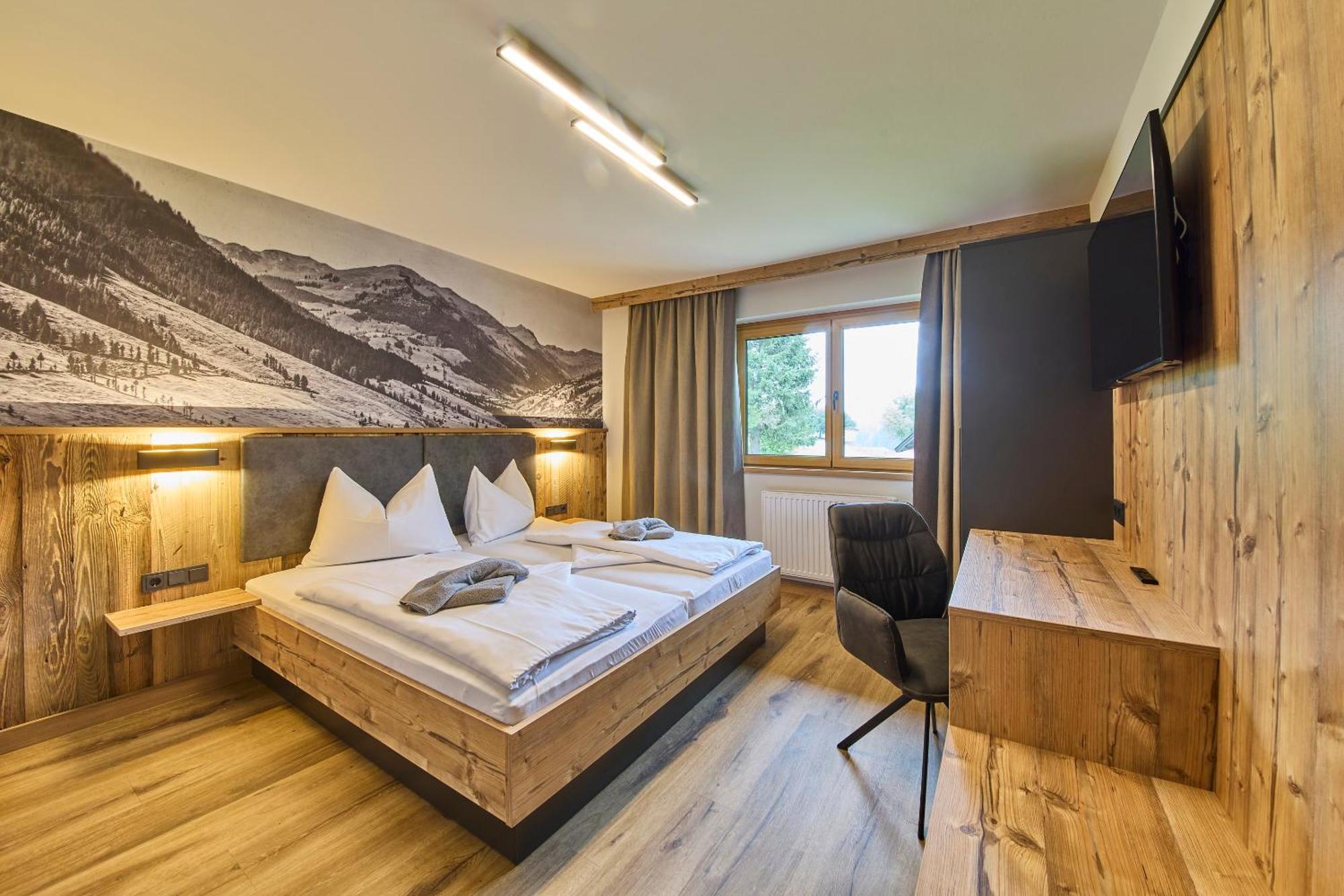 Eibinghof Bed & Breakfast & Swim Saalbach-Hinterglemm Exterior photo