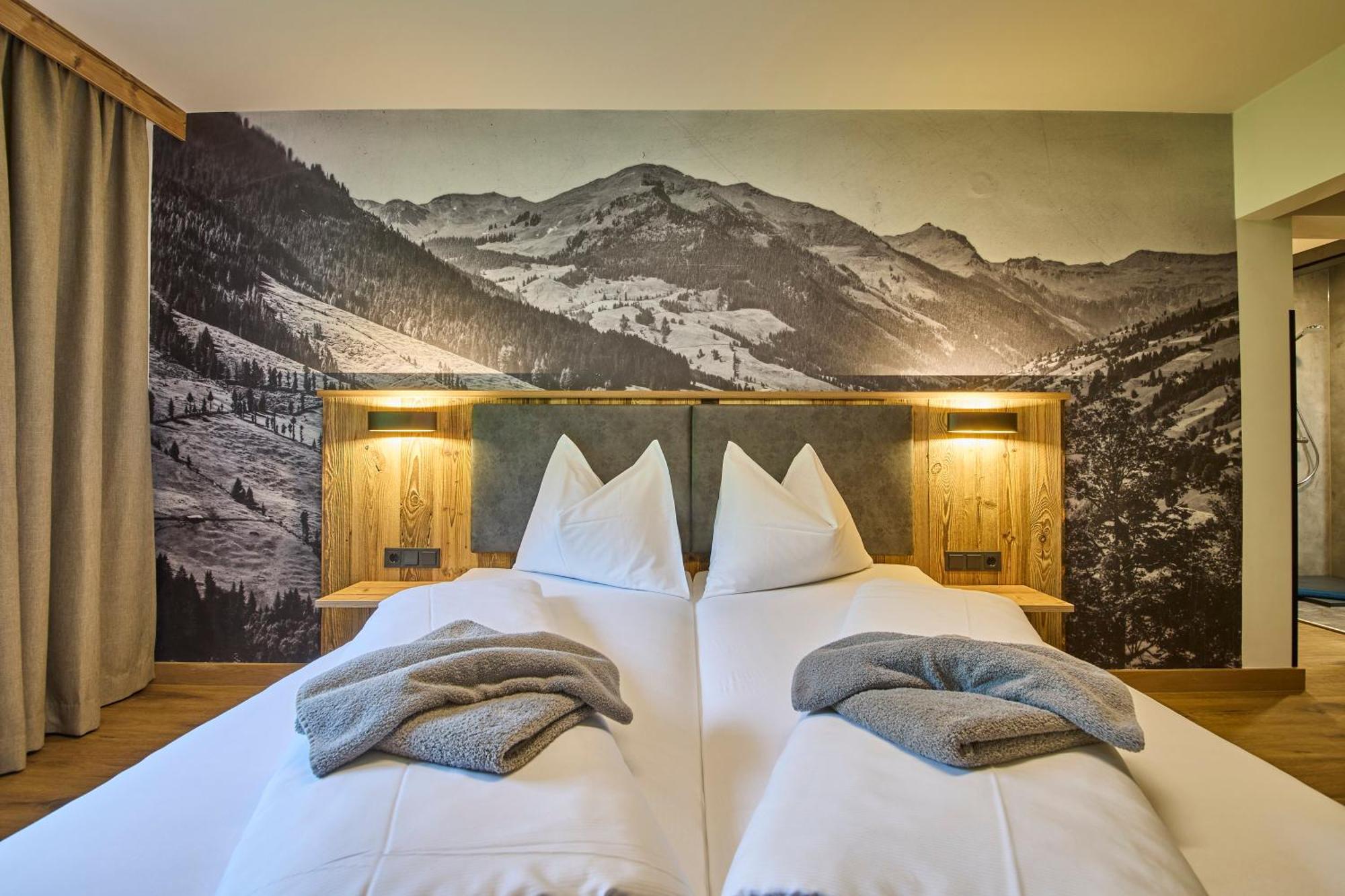 Eibinghof Bed & Breakfast & Swim Saalbach-Hinterglemm Exterior photo