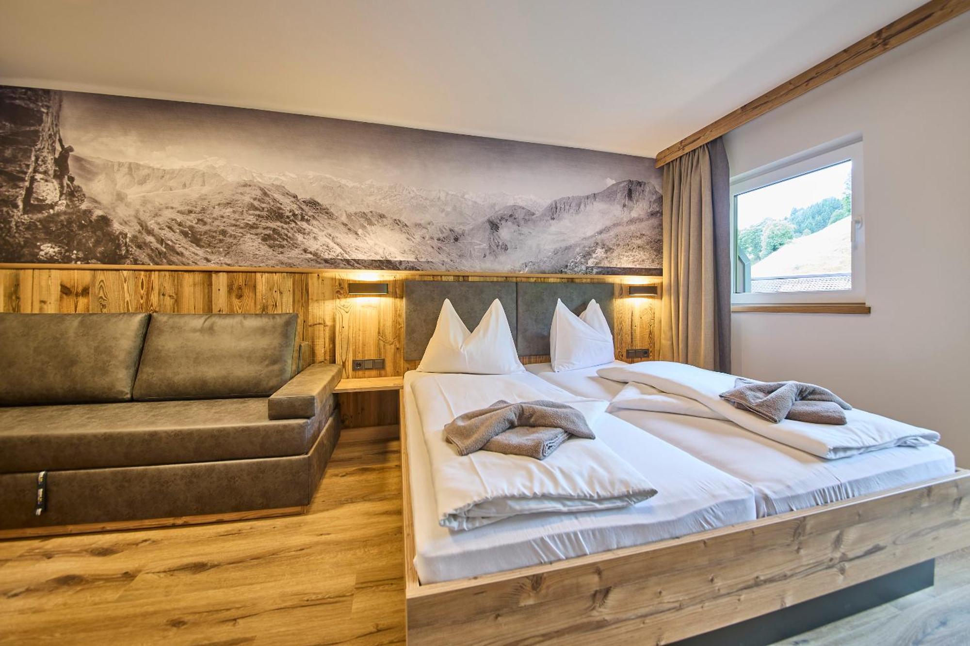 Eibinghof Bed & Breakfast & Swim Saalbach-Hinterglemm Exterior photo