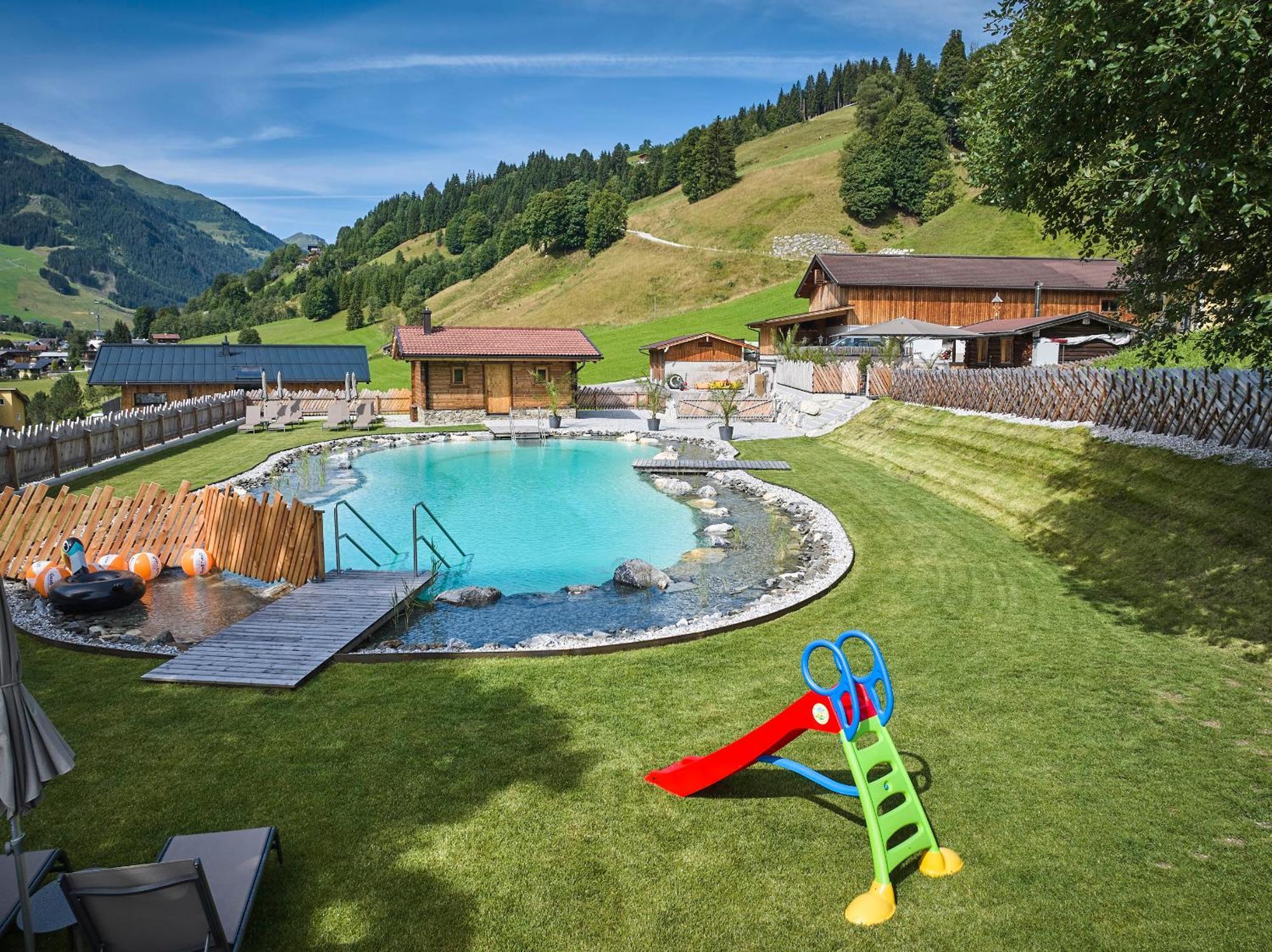 Eibinghof Bed & Breakfast & Swim Saalbach-Hinterglemm Exterior photo